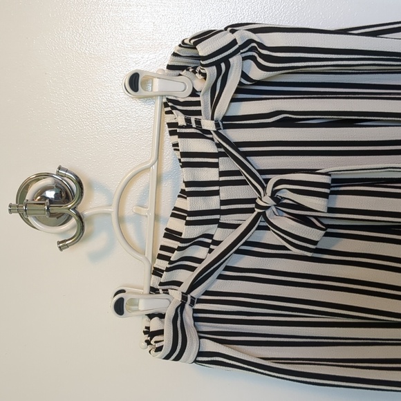 Lightweight Black and White Wide-Leg Pants - Picture 4 of 6